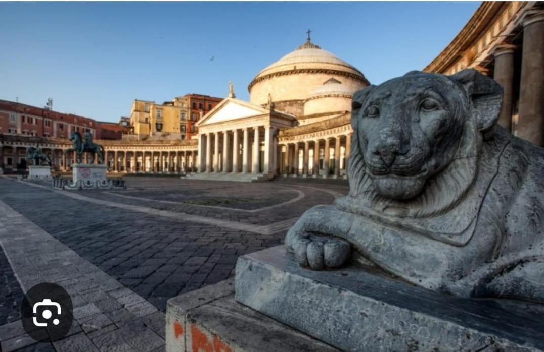 Апартаменти Casa Gioia, Tra Palazzo Reale,Lungomare E Monte Echia Неаполь Екстер'єр фото
